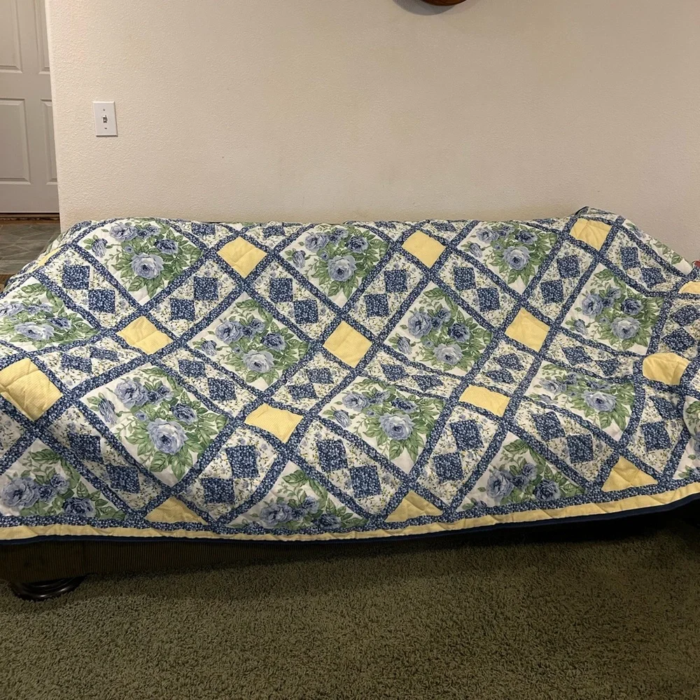 Quilted Daybed Cover